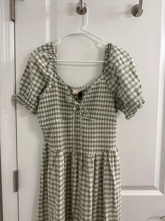 Universal Thread Gingham Puff Sleeve Maxi Dress - Sage Green - Picture 2 of 5